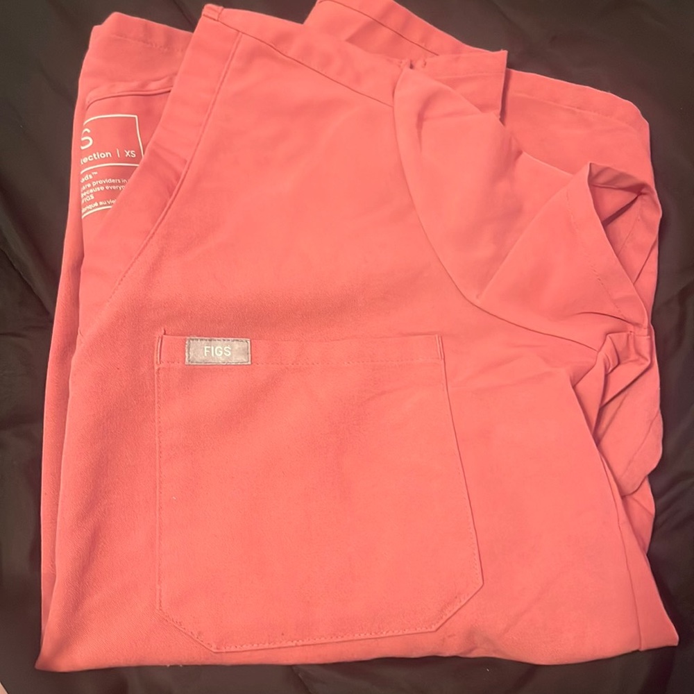 Figs Scrub Set (Breast Cancer Awareness Limited Edition)
